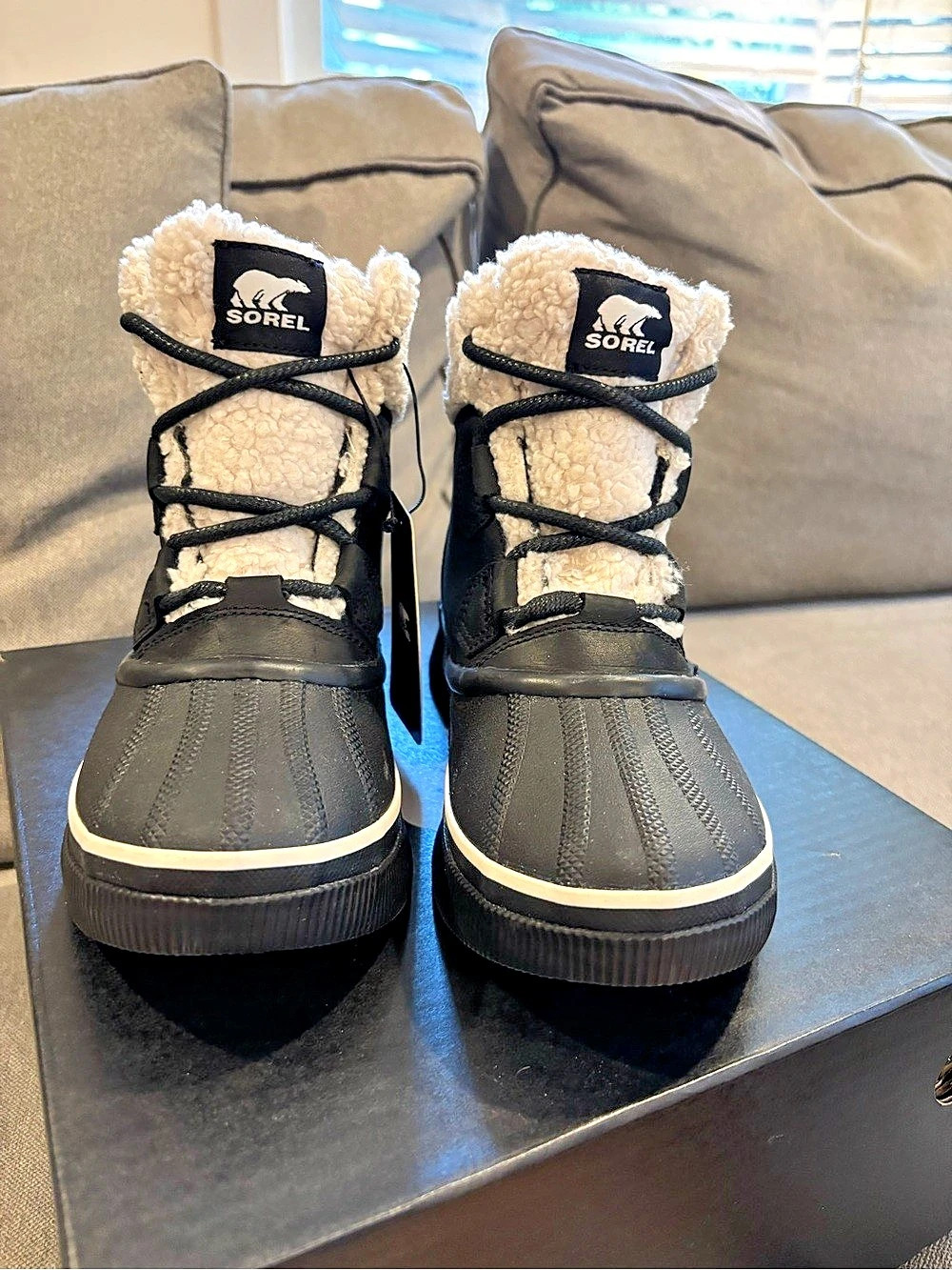 Sorel Out N About IV Chillz WP Winter Boots Black & White US 6.5